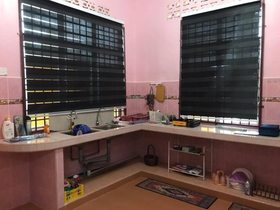 Homestay Che Mat Kuala Terengganu Exterior foto